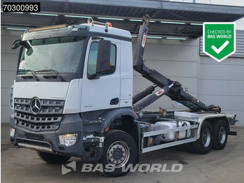 Φορτηγό φόρτωσης γάντζου MERCEDES-BENZ Arocs 3342