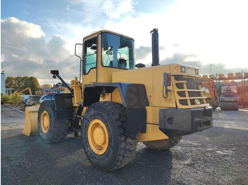 Ελαστιχοφόρος φορτωτής Komatsu WA270-3: φωτογραφία 5