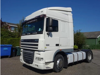 Τράκτορας DAF XF 105 460