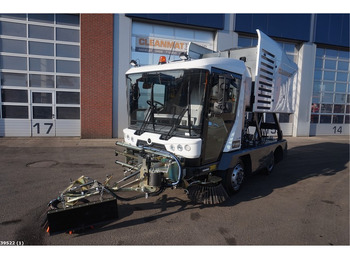 Σάρωθρο δρόμων RAVO