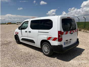 Μικρό λεωφορείο TOYOTA Proace