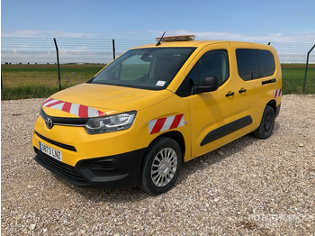 Μικρό λεωφορείο TOYOTA Proace