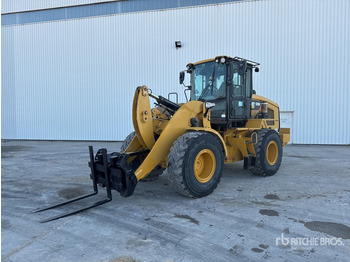Ελαστιχοφόρος φορτωτής CATERPILLAR 930M