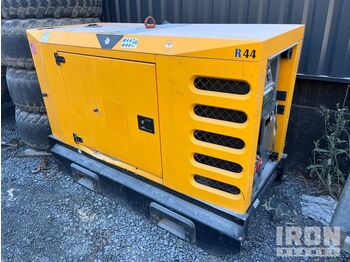 Βιομηχανική γεννήτρια Sdmo R44 Generator Set: φωτογραφία 2 Βιομηχανική γεννήτρια Sdmo R44 Generator Set: φωτογραφία 2