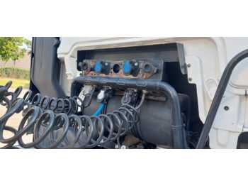 Επικαθήμενο βυτίο STOKOTA