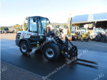 Ελαστιχοφόρος φορτωτής TEREX