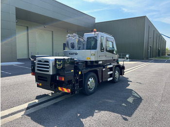 Τηλεσκοπικός γερανός KATO 13 Ton City Crane - Only 17,000Kms from New: φωτογραφία 3