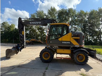 Τροχοφόρος εκσκαφέας VOLVO EWR150E