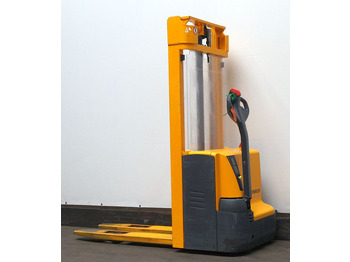 Μηχάνημα στοίβαξης Jungheinrich EJC110: φωτογραφία 2 Μηχάνημα στοίβαξης Jungheinrich EJC110: φωτογραφία 2