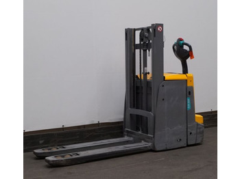 Μηχάνημα στοίβαξης JUNGHEINRICH EJD