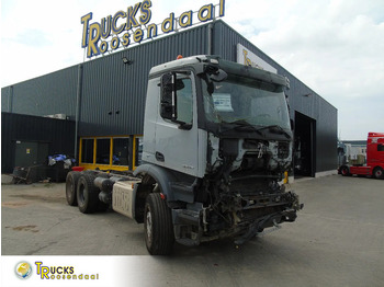 Φορτηγό σασί MERCEDES-BENZ Arocs 2640