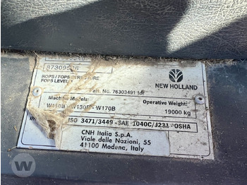 Ελαστιχοφόρος φορτωτής New Holland W 170 B: φωτογραφία 5