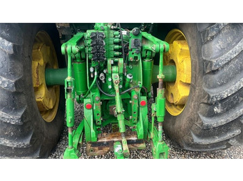 Τρακτέρ John Deere 8230 Med frontlift: φωτογραφία 5