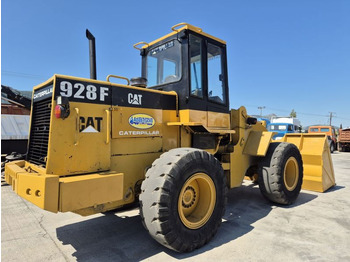 Ελαστιχοφόρος φορτωτής CATERPILLAR 928F