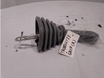 Καμπίνα και εσωτερικό HITACHI