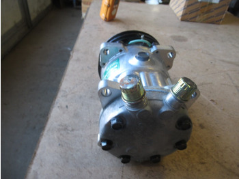 Καινούριο Κομπρεσέρ A/C για Κατασκευή μηχανήματα Sanden SD7H15 -: φωτογραφία 3 Καινούριο Κομπρεσέρ A/C για Κατασκευή μηχανήματα Sanden SD7H15 -: φωτογραφία 3