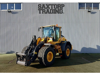 Ελαστιχοφόρος φορτωτής VOLVO L90H