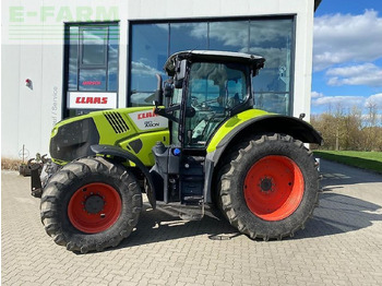 Τρακτέρ CLAAS Axion 810