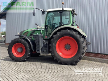 Τρακτέρ FENDT 724 Vario