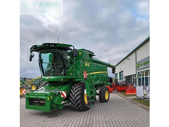 Θεριζοαλωνιστική μηχανή JOHN DEERE T550