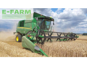 Θεριζοαλωνιστική μηχανή JOHN DEERE T560