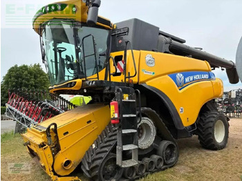 Θεριζοαλωνιστική μηχανή NEW HOLLAND CR8.80