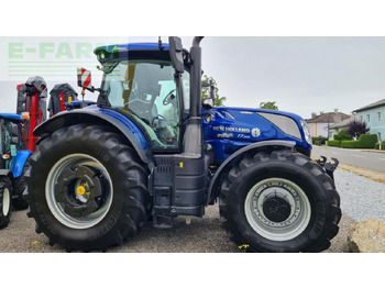 Τρακτέρ NEW HOLLAND T7