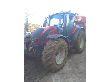 Τρακτέρ VALTRA N154