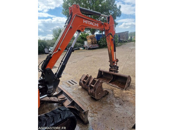 Μίνι εκσκαφέας MINI PELLE HYDRAULIQUE HITACHI ZX26U-5A 2020 - 3 400heures - TRES BON ETAT: φωτογραφία 2