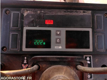 Τρακτέρ Tracteur CASE 795 XL: φωτογραφία 2