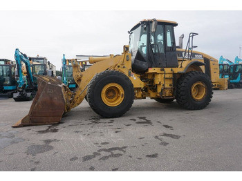 Ελαστιχοφόρος φορτωτής CATERPILLAR 950H