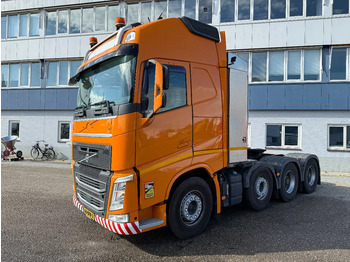 Τράκτορας VOLVO FH