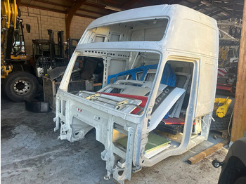 Καμπίνα και εσωτερικό VOLVO FH