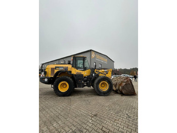 Ελαστιχοφόρος φορτωτής KOMATSU WA320