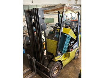 Περονοφόρο όχημα CLARK