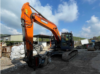 Ερπυστριοφόρος εκσκαφέας DOOSAN DX235LCR