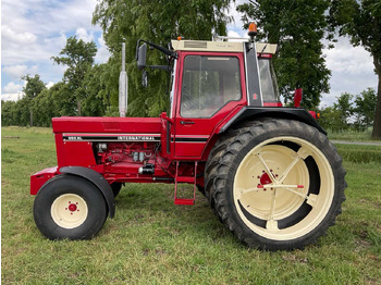 Τρακτέρ International 955 XL: φωτογραφία 2