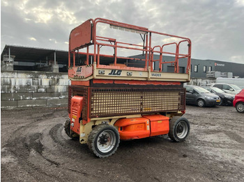 Πλατφόρμα εναέρια JLG