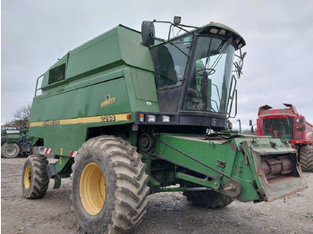 Θεριζοαλωνιστική μηχανή JOHN DEERE 2264