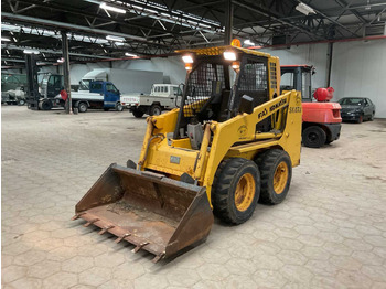 Φορτωτής πλάγιας ολίσθησης KOMATSU