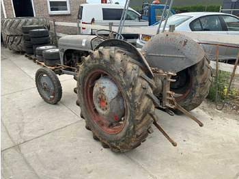 Τρακτέρ Oldtimer tractor: φωτογραφία 2