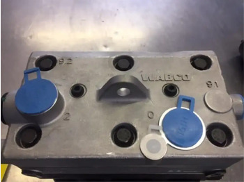 Εξαρτήματα φρένων MERCEDES-BENZ