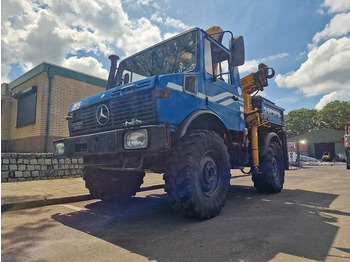 Φορτηγό με γερανό MERCEDES-BENZ