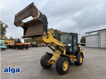 Ελαστιχοφόρος φορτωτής CATERPILLAR