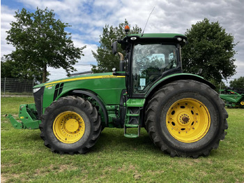 Τρακτέρ JOHN DEERE 8R Series