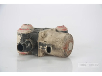 Σύστημα εξάτμισης για Φορτηγό MAN Exhaust System Magneetventiel AdBlue: φωτογραφία 2 Σύστημα εξάτμισης για Φορτηγό MAN Exhaust System Magneetventiel AdBlue: φωτογραφία 2