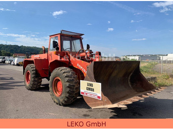 Ελαστιχοφόρος φορτωτής HANOMAG