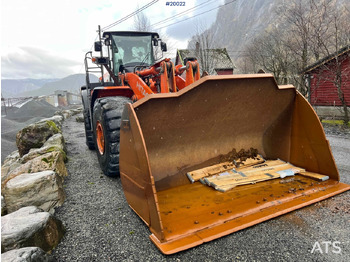 Ελαστιχοφόρος φορτωτής Hitachi zw370-6: φωτογραφία 3