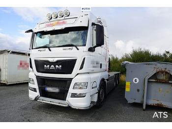 Φορτηγό φόρτωσης γάντζου MAN Man TGX 35.560 8x4 tridem krokbil: φωτογραφία 3
