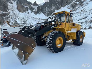Ελαστιχοφόρος φορτωτής VOLVO L120